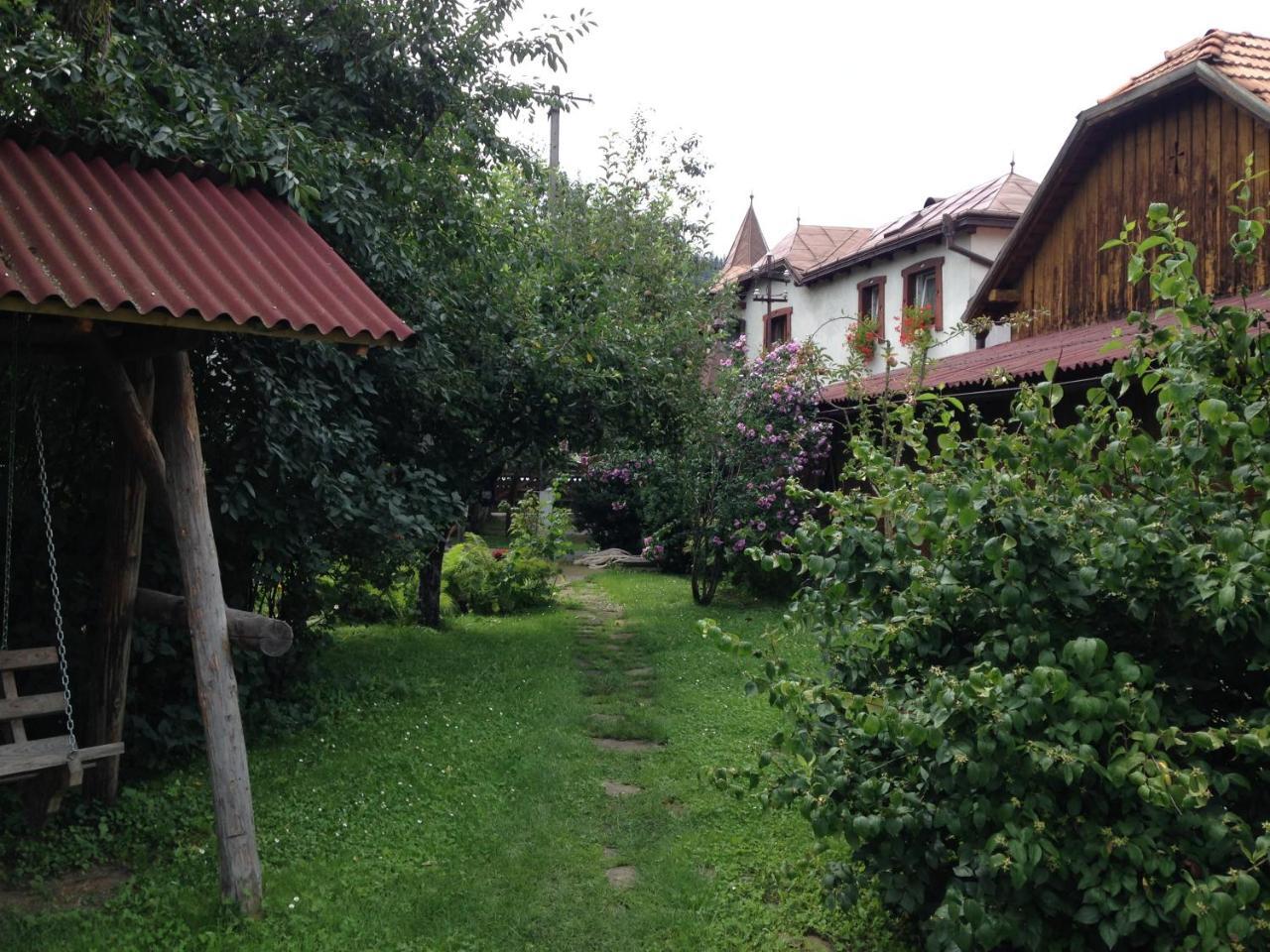 Pensiunea Casa Bianca - Bucovina Vama  Esterno foto